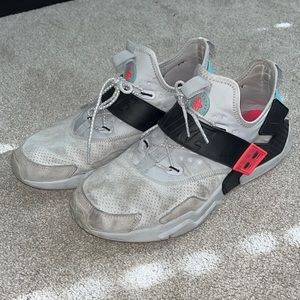 Nike Air Huarache Sneakers